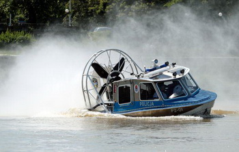 Ncert Class 10th English First Flight Quest, Lund Fishing Boat Parts 2020